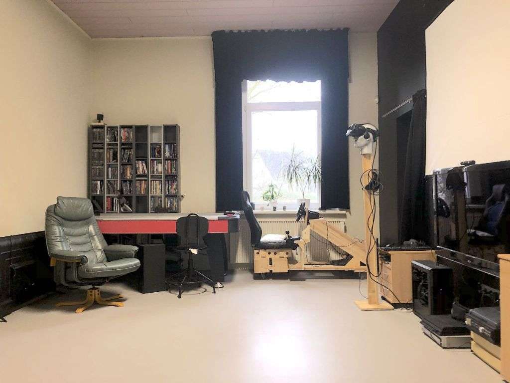 GAMING ROOM 