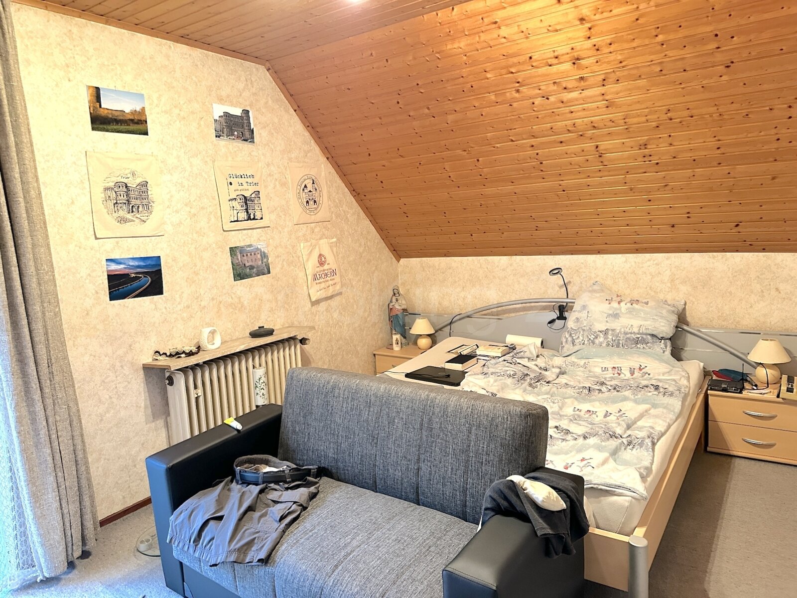 SCHLAFZIMMER 2